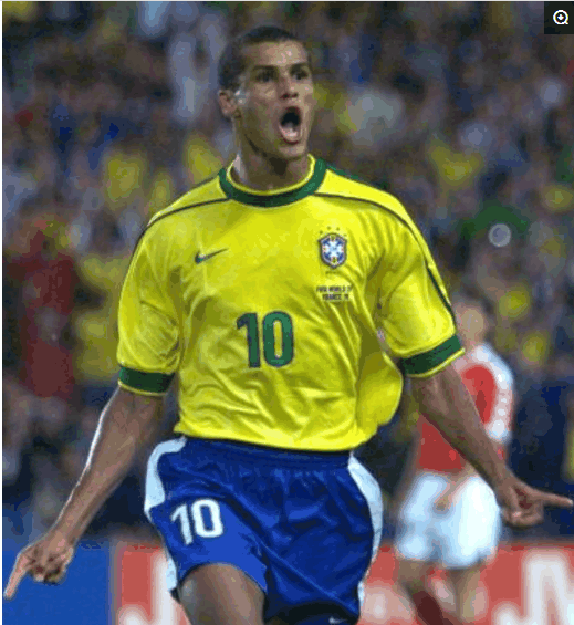 更巧的是 更巧的是